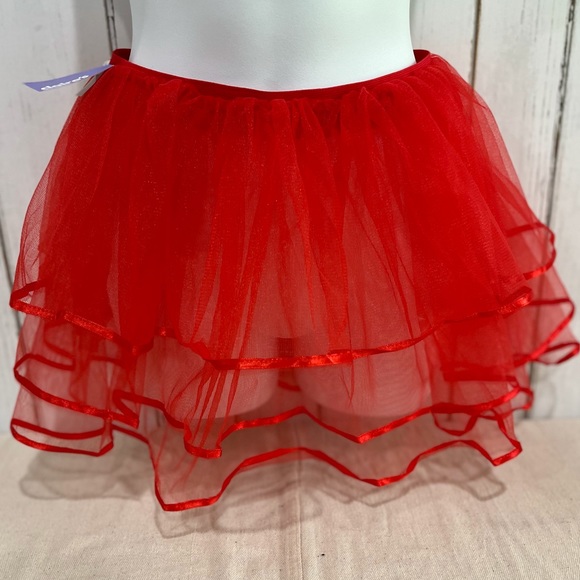 NWT Claire’s Cherry Red Tule Mini Skirt with Ribbon Hemlines - Picture 8 of 13